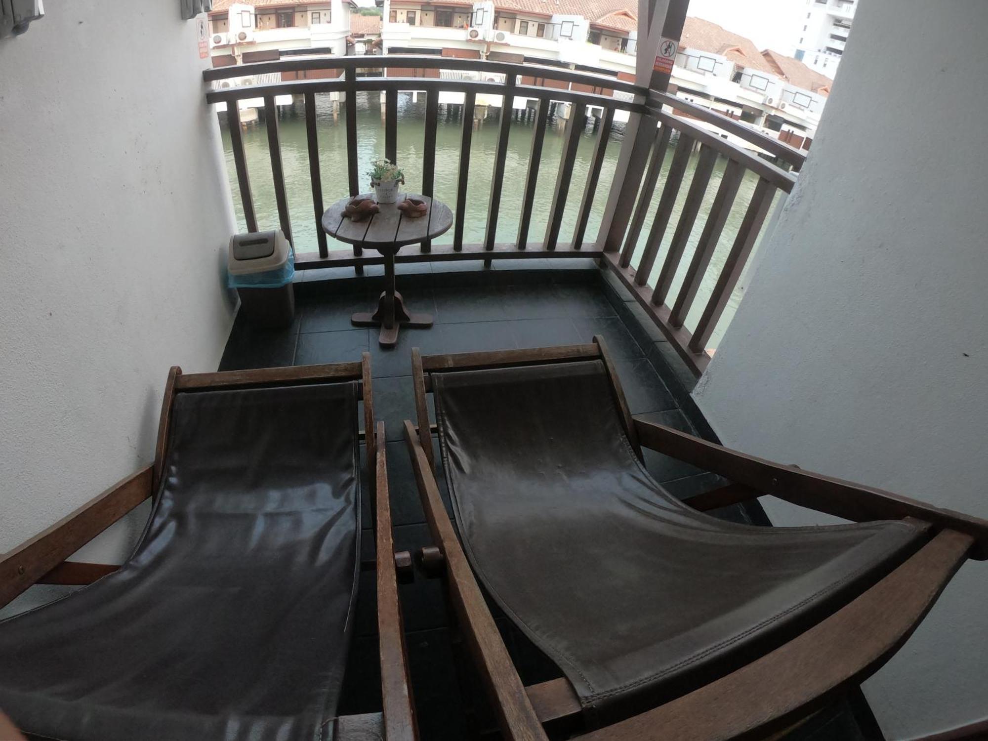 Tokido Private Water Chalet Pd Port Dickson Exterior photo